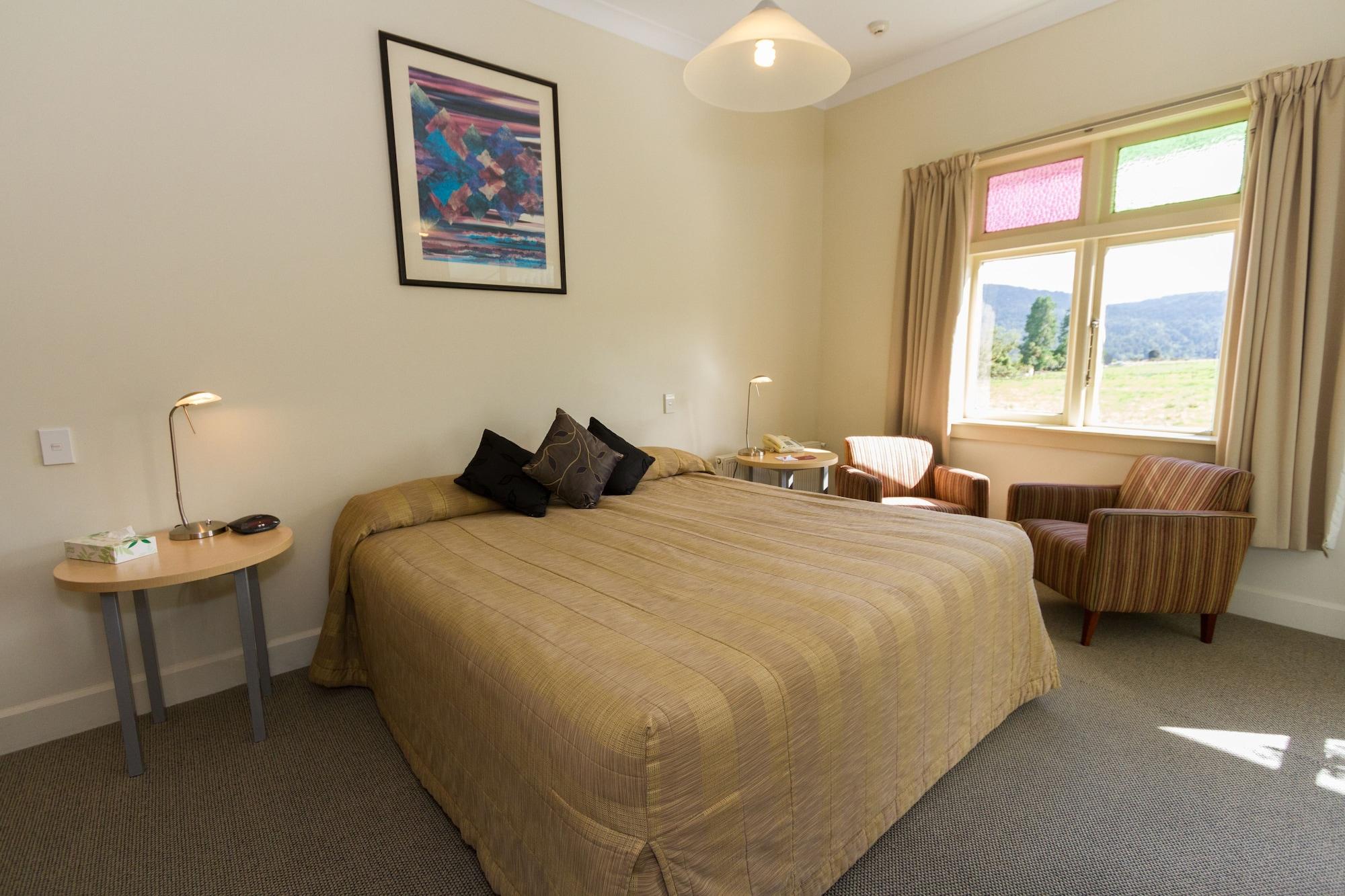 Heartland Hotel Fox Glacier Bagian luar foto