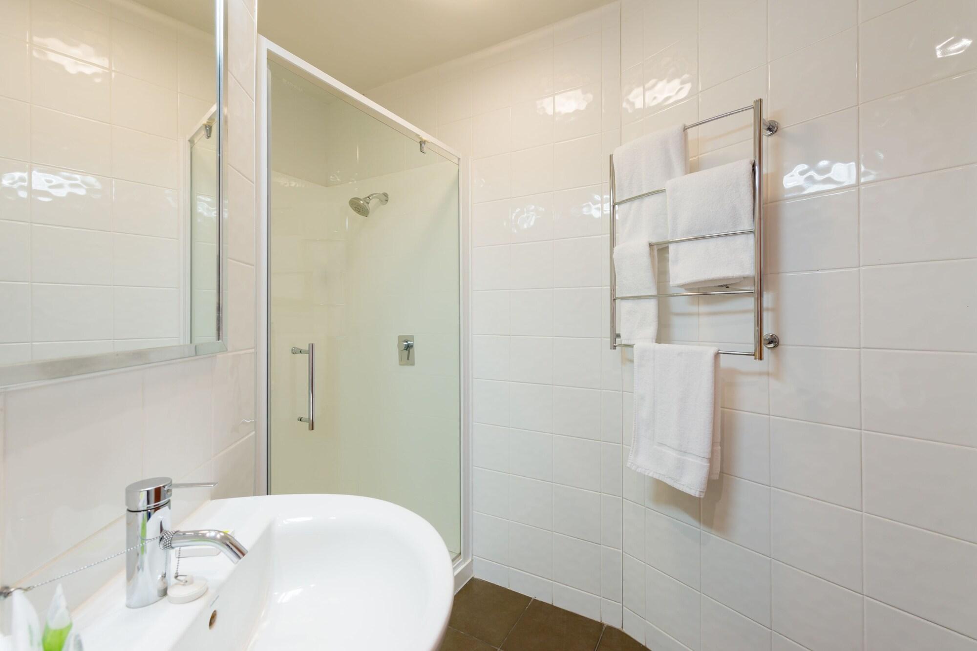 Heartland Hotel Fox Glacier Bagian luar foto