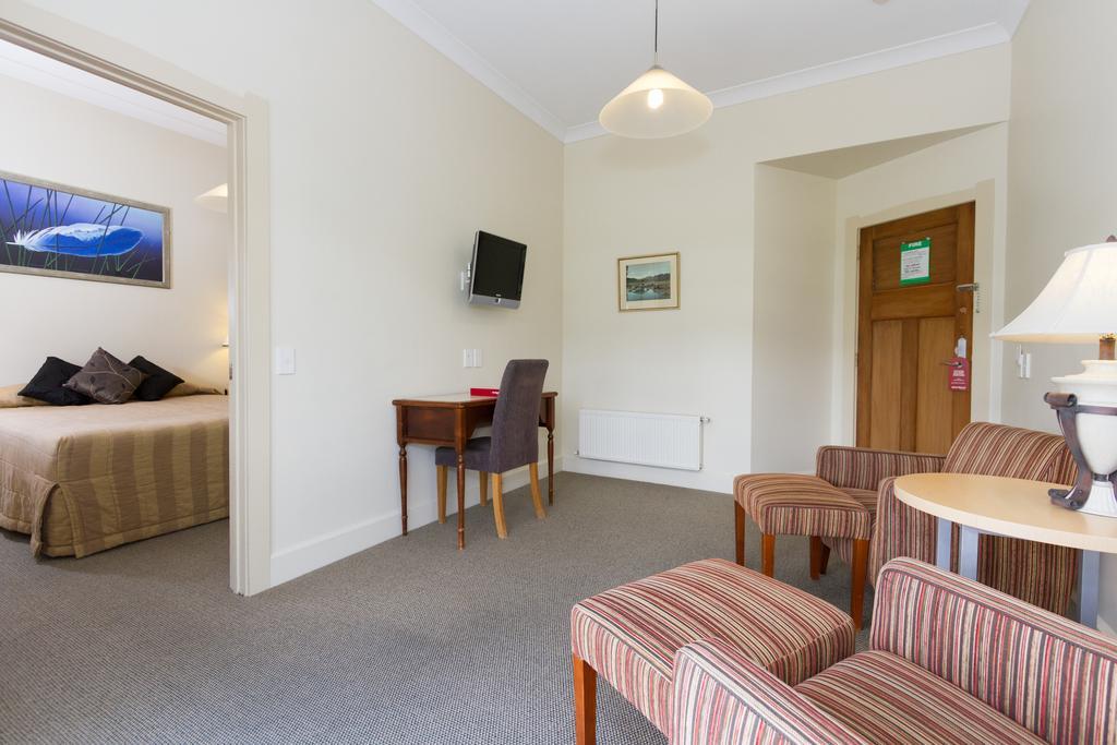 Heartland Hotel Fox Glacier Bagian luar foto