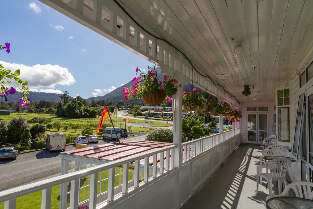 Heartland Hotel Fox Glacier Bagian luar foto