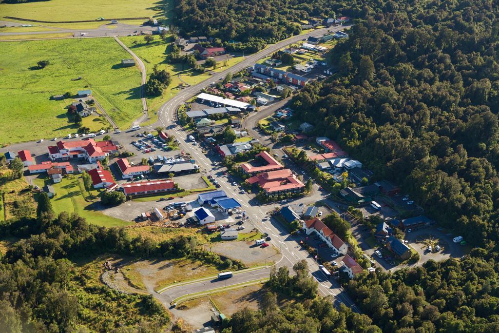 Heartland Hotel Fox Glacier Bagian luar foto