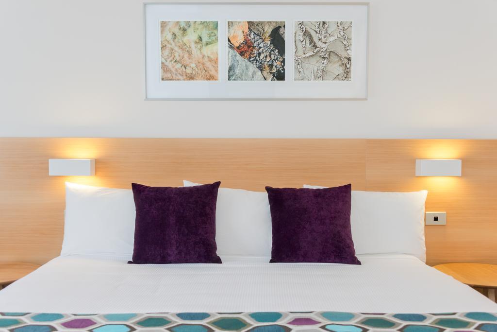Heartland Hotel Fox Glacier Bagian luar foto