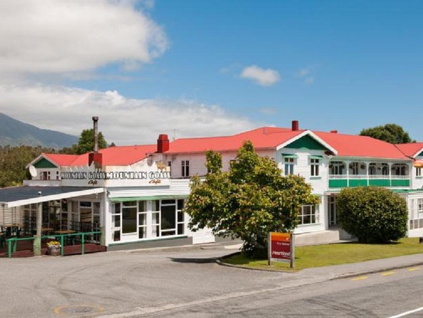 Heartland Hotel Fox Glacier Bagian luar foto